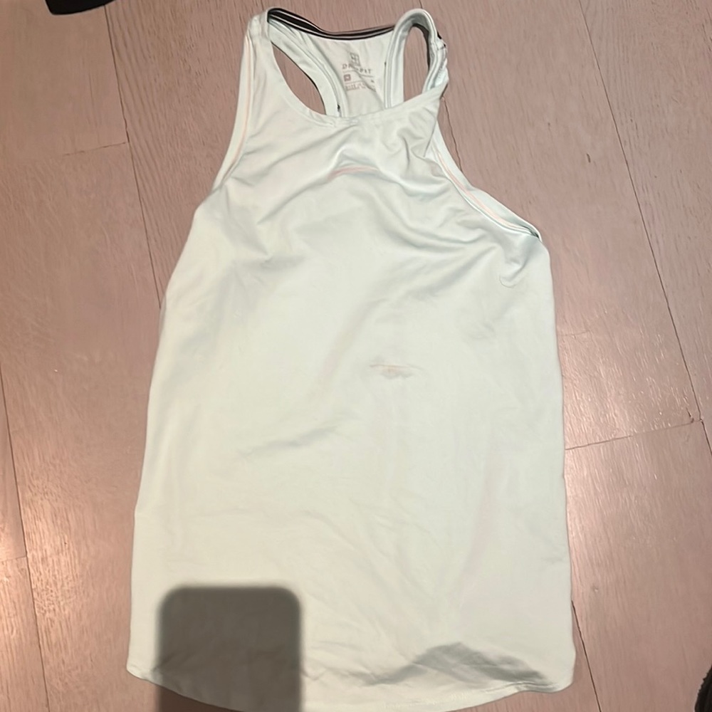 Nike workout top
